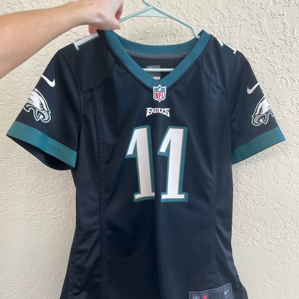 LIKE NEW Carson Wentz Philadelphia Eagles Nike Jersey